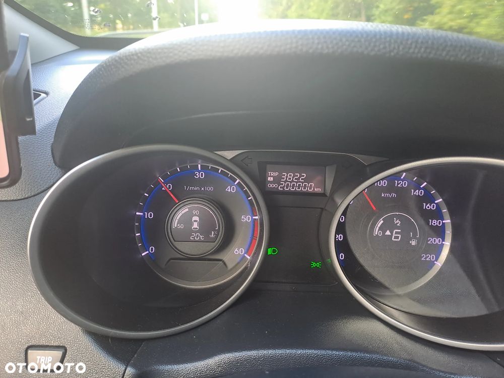 Hyundai Tucson - 8