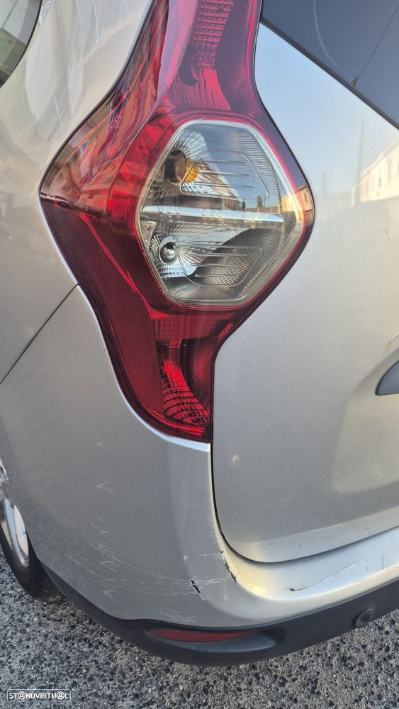 Dacia Lodgy 1.5 dCi Confort 7L - 15