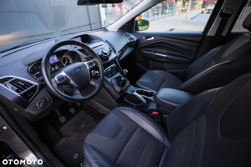 Ford Kuga 2.0 TDCi 4x4 ST-Line - 16