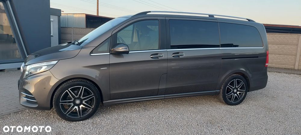 Mercedes-Benz Klasa V 220 (BlueTEC) d Avantgarde 7G-Tronic - 7
