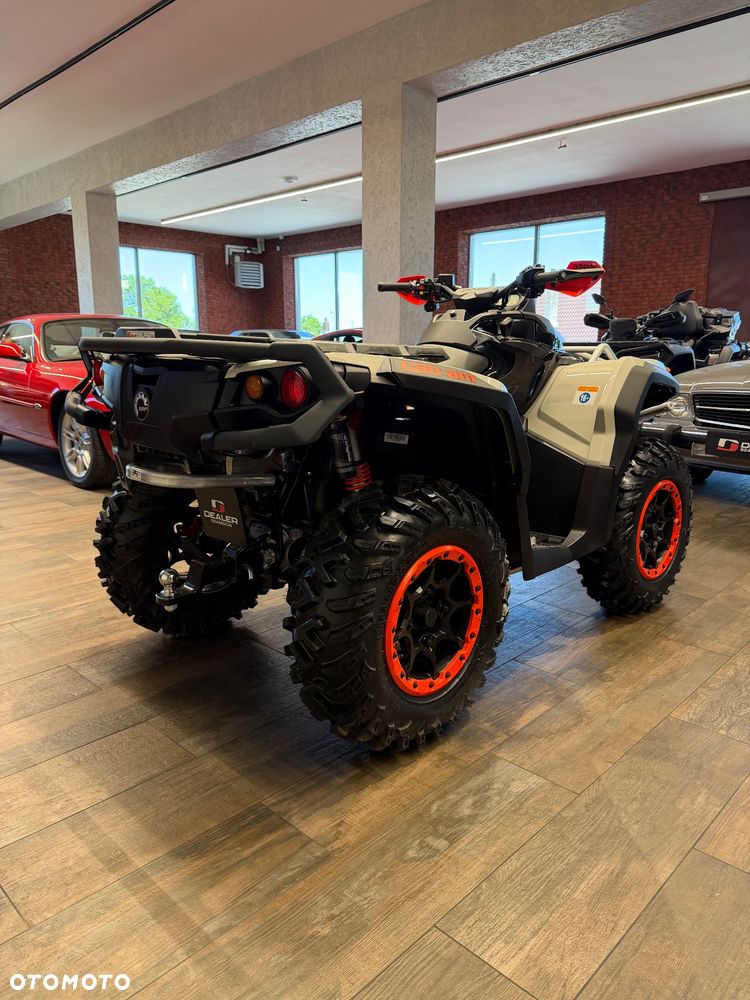 Can-Am Outlander - 5