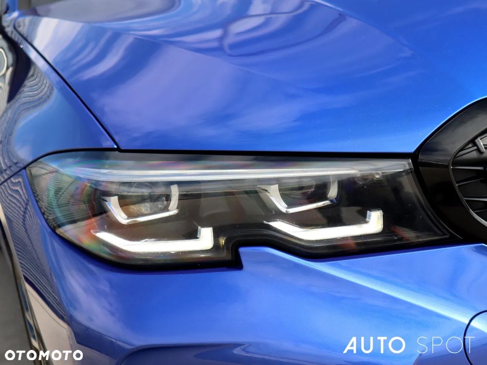 BMW Seria 3 M340i xDrive sport - 11