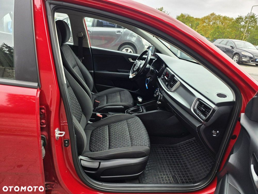 Kia Rio - 23
