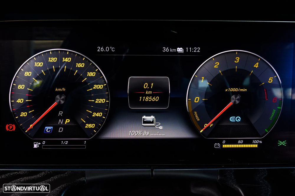 Mercedes-Benz E 300 de 9G-TRONIC AMG Line - 19