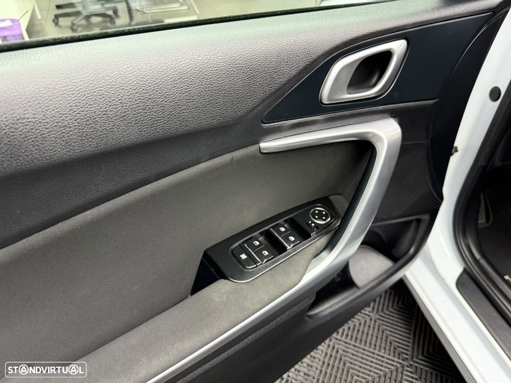 Kia Ceed 1.0 T-GDi Drive - 23