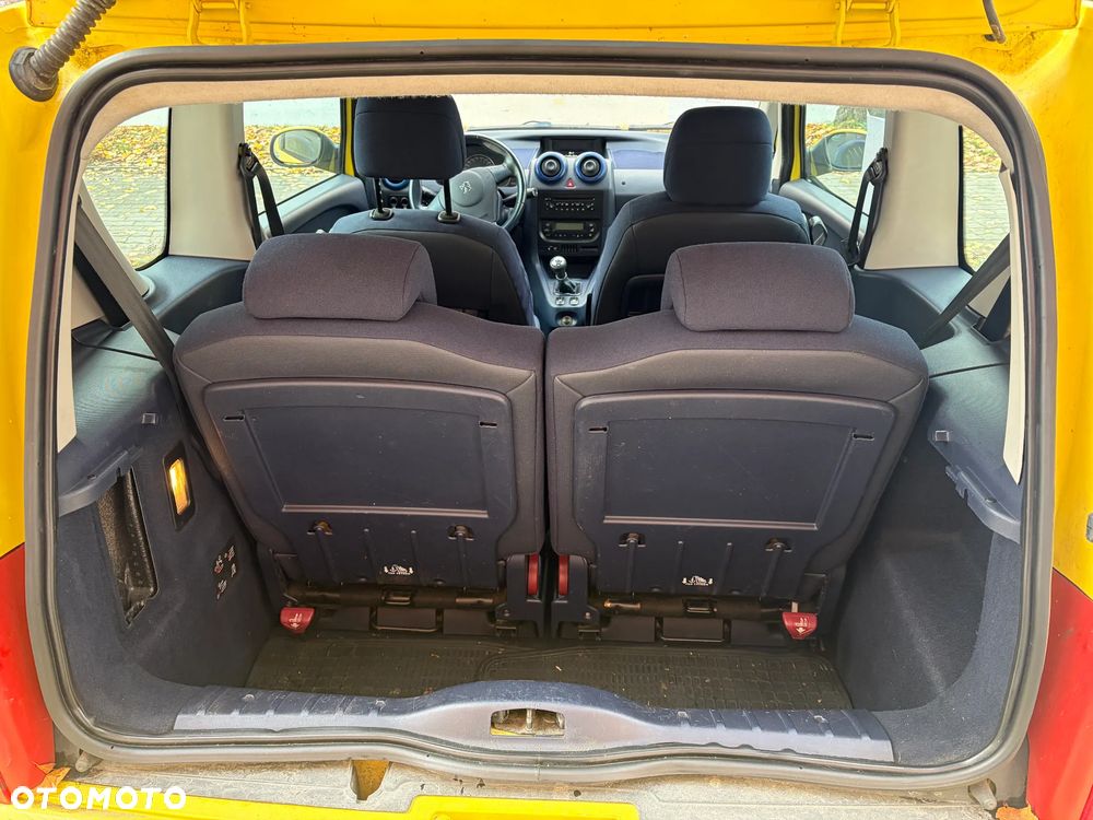 Peugeot 1007 - 8