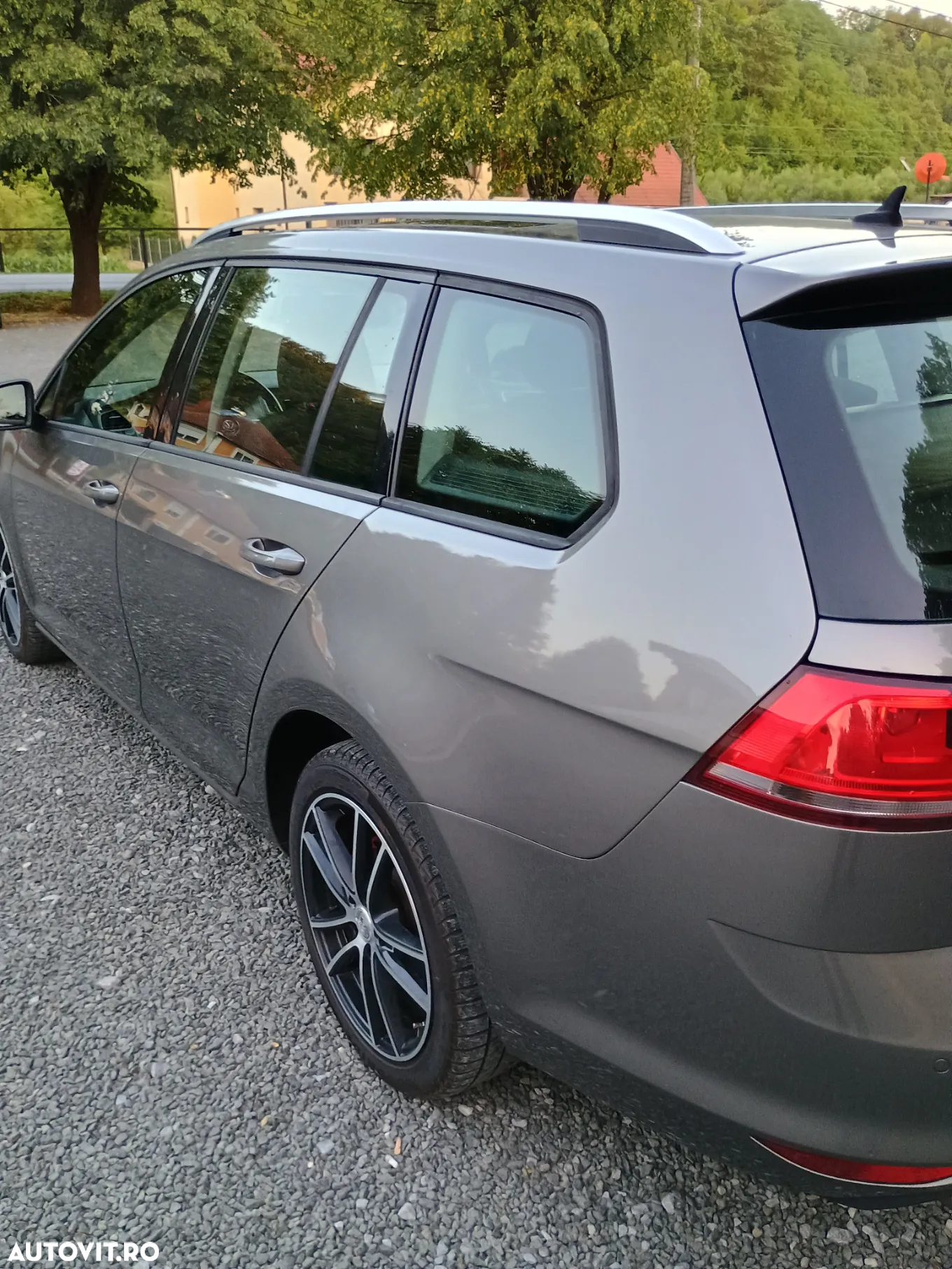 Volkswagen Golf 2.0 BlueTDI 4Motion Highline - 19