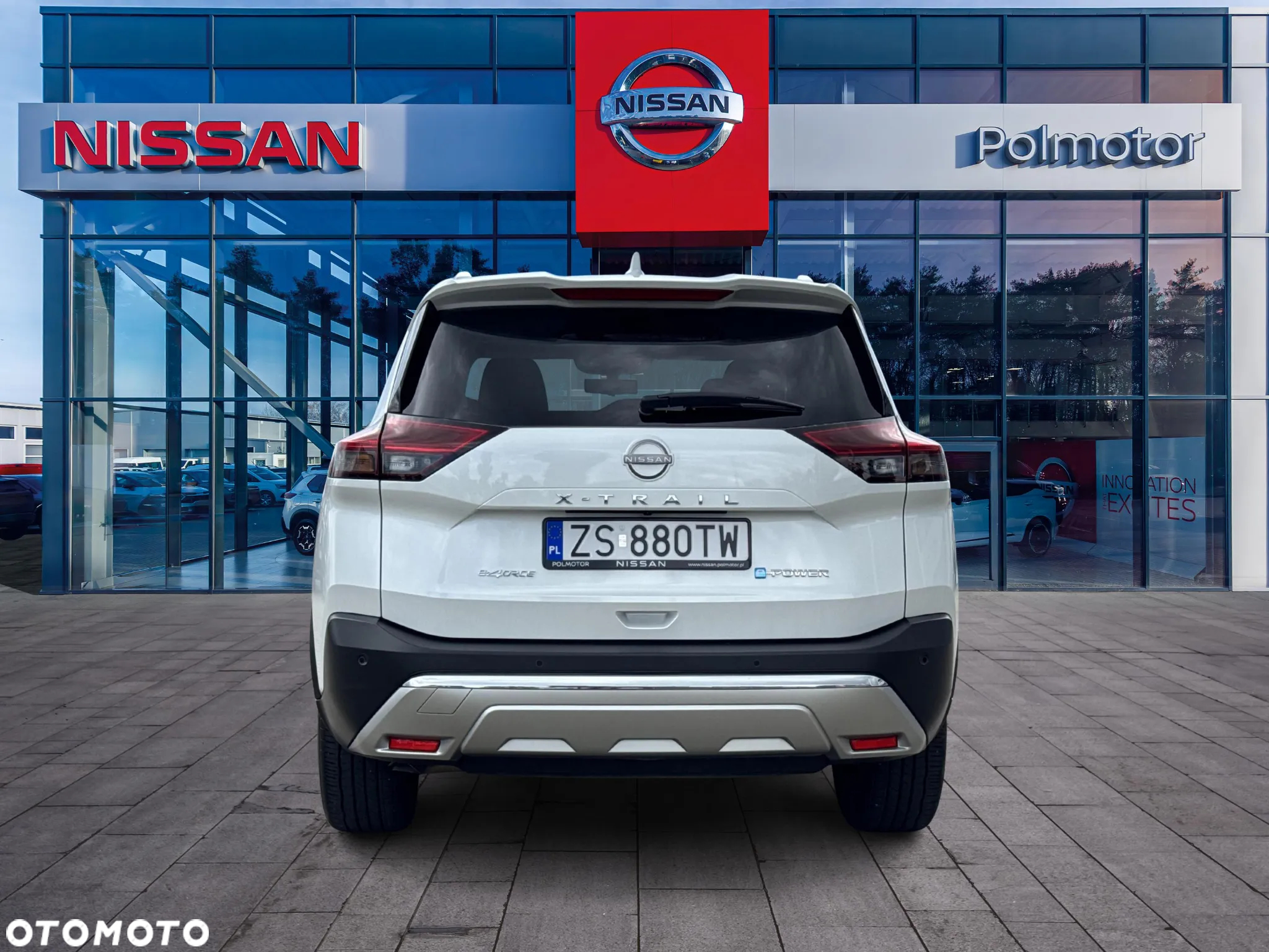 Nissan X-Trail - 4