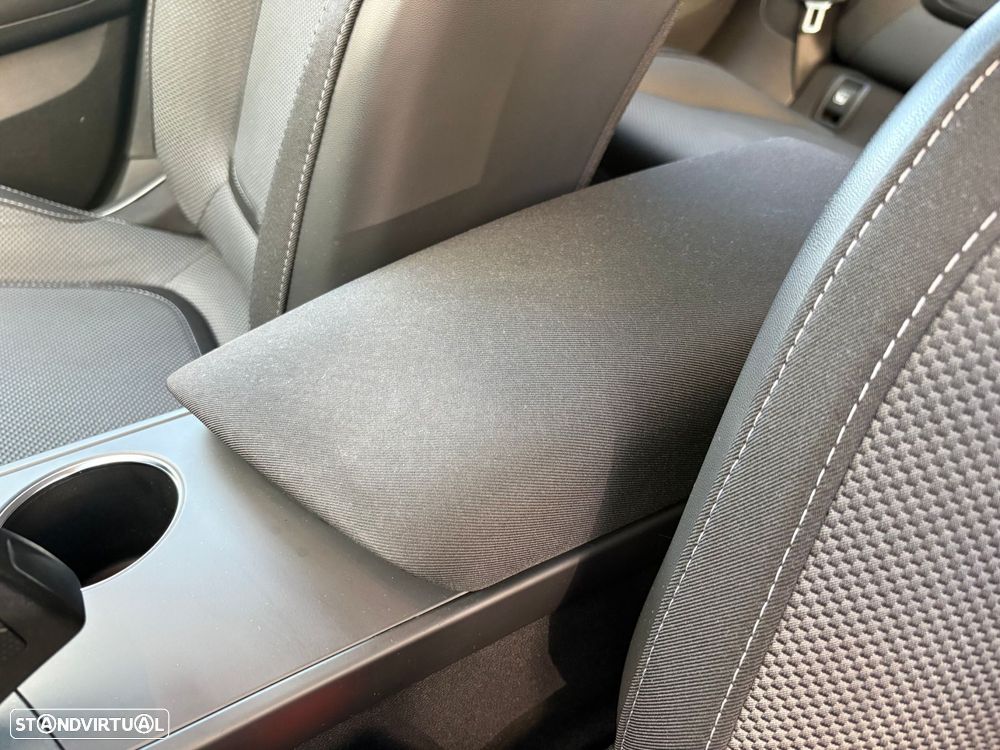 Renault Mégane 1.5 Blue dCi Intens - 9