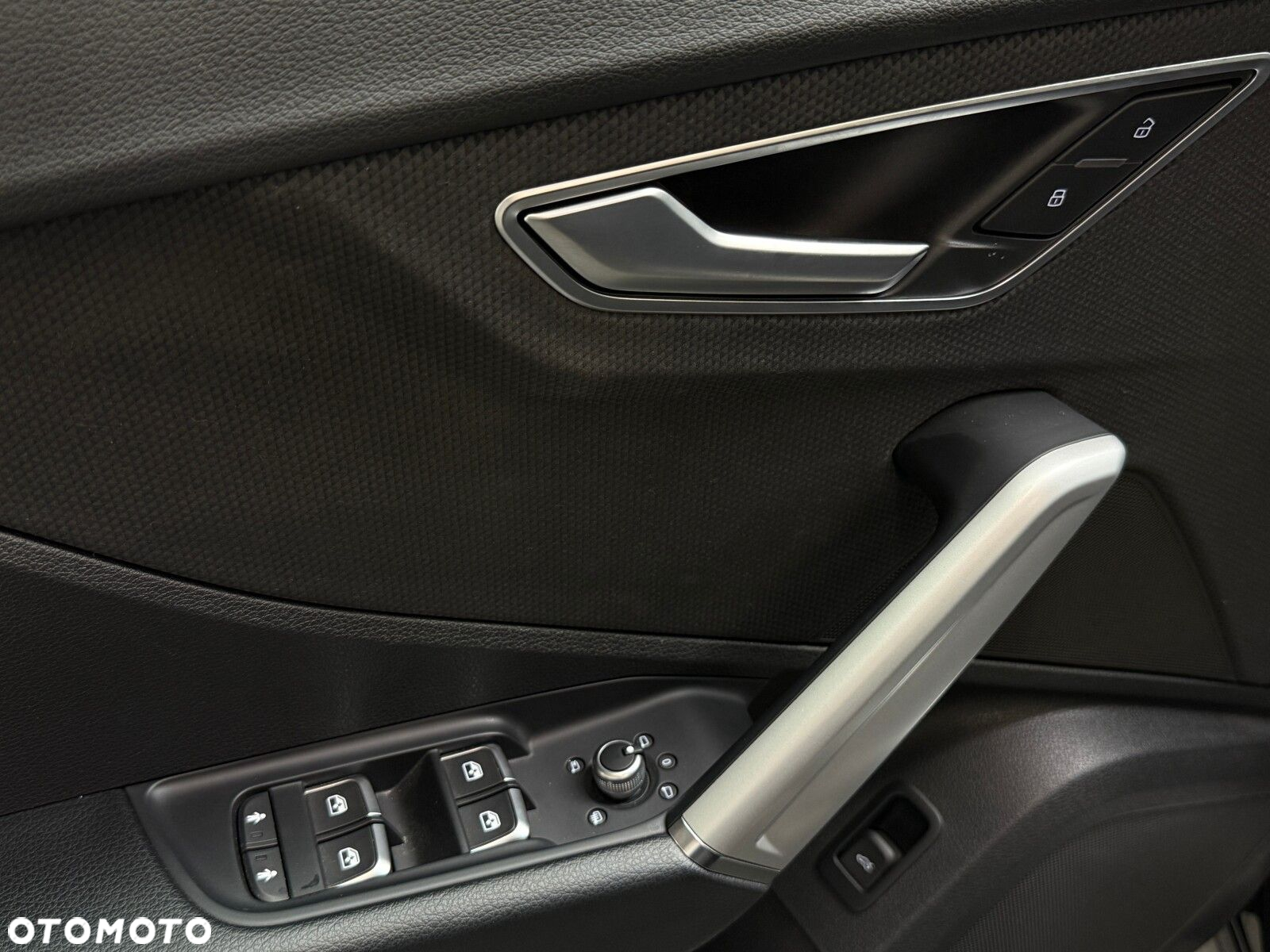 Audi Q2 35 TFSI Advanced S tronic - 16