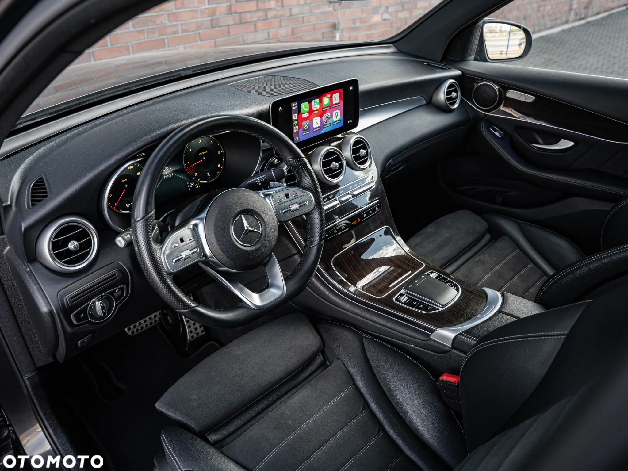 Mercedes-Benz GLC - 22