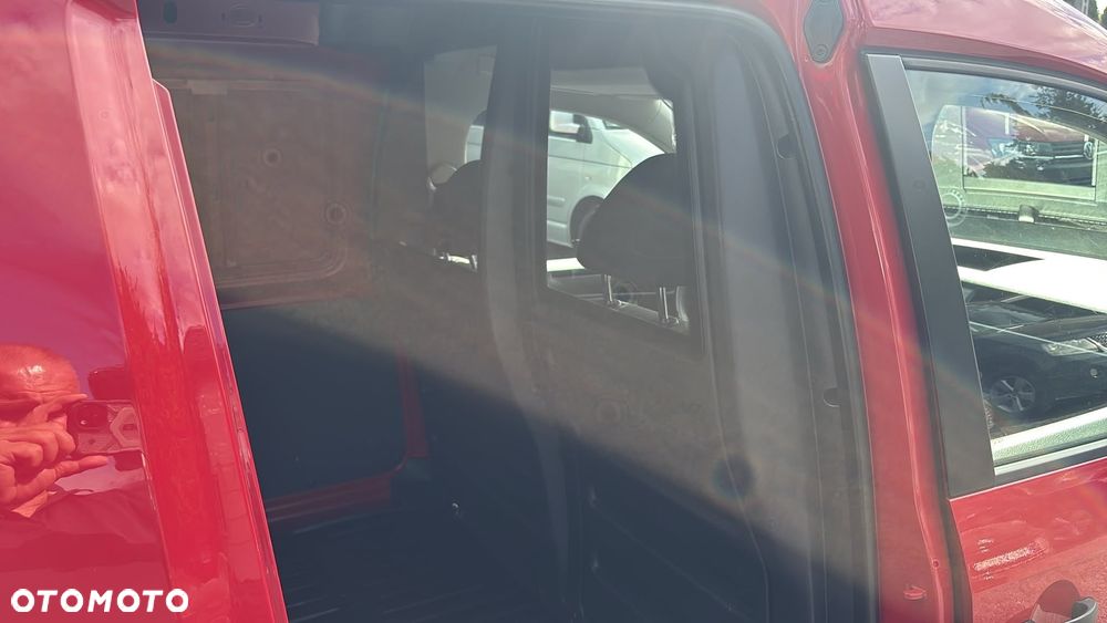 Volkswagen Caddy - 25