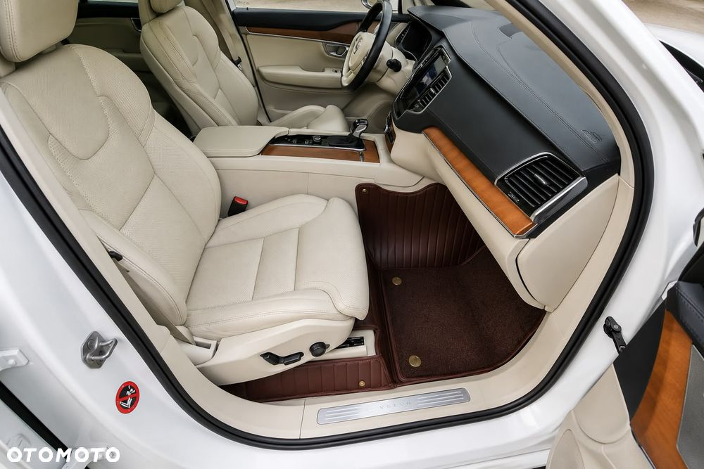 Volvo XC 90 T6 AWD Inscription 7os - 24