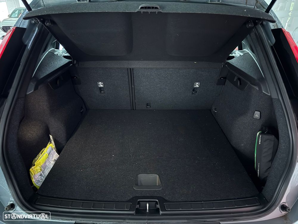 Volvo XC 40 1.5 T2 Momentum - 14