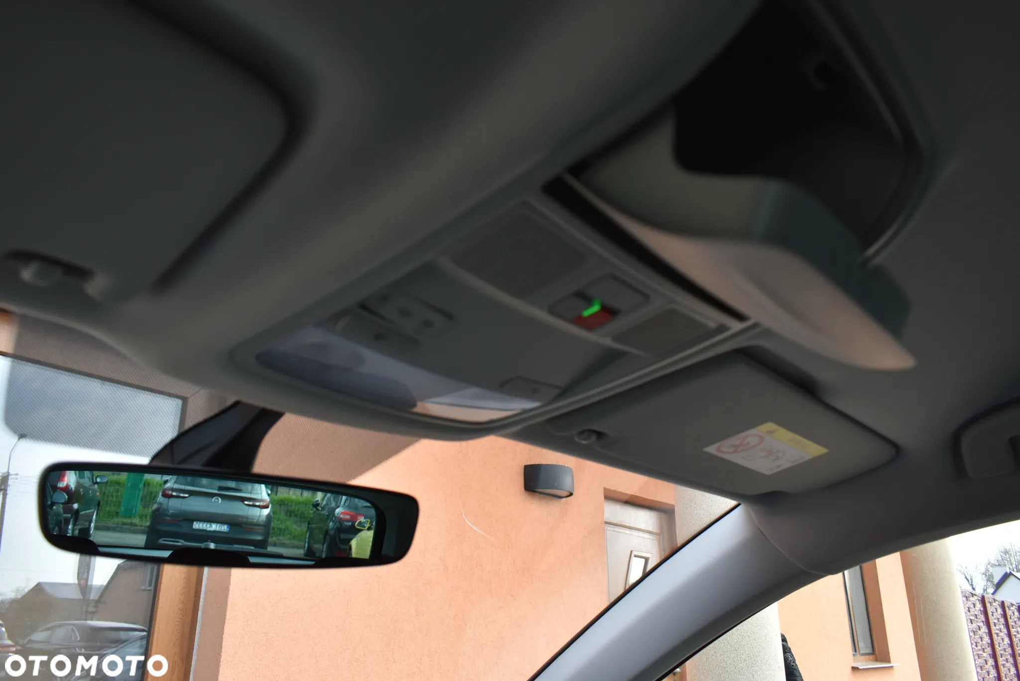 Skoda Karoq 1.5 TSI ACT 4x2 Ambition DSG - 33