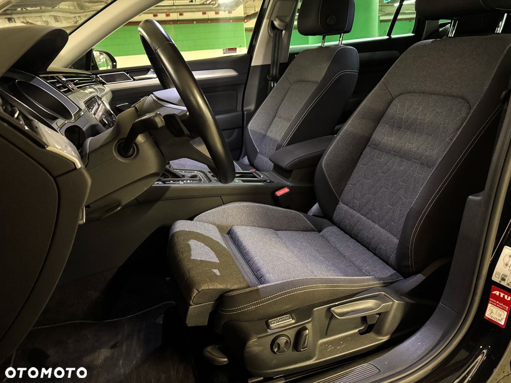 Volkswagen Passat 2.0 TDI EVO Business DSG - 9