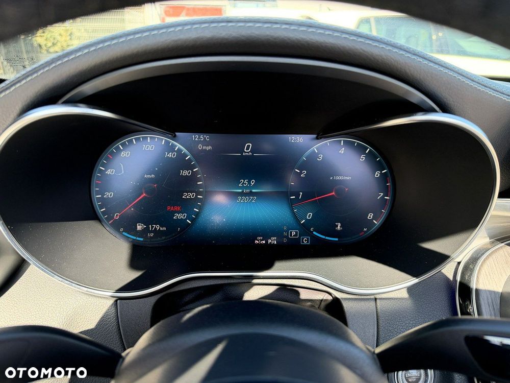 Mercedes-Benz Klasa C 300 4Matic 9G-TRONIC AMG Line - 19