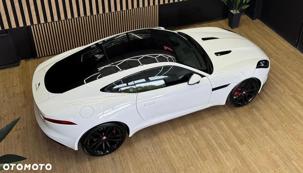 Jaguar F-Type S - 11