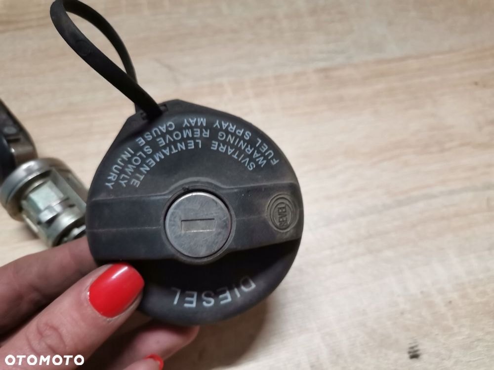 KOREK WLEWU PALIWA KLUCZYK PILOT WKŁADKA FIAT DUCATO III 06-14 - 7