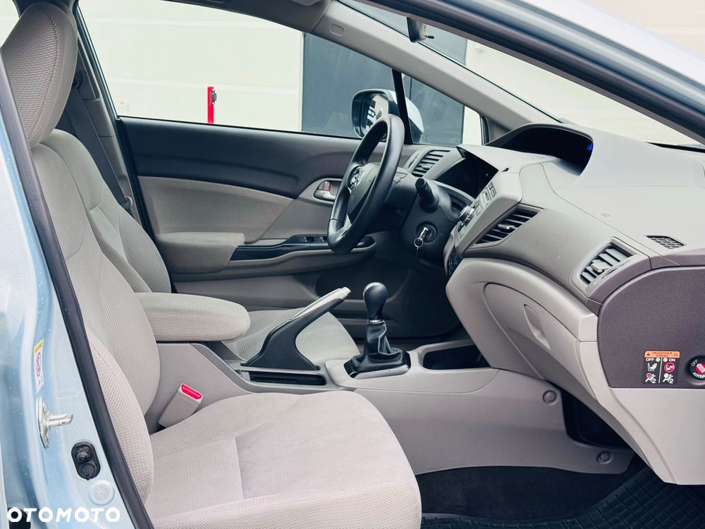 Honda Civic 1.8 Comfort - 27