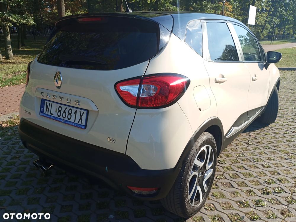 Renault Captur - 23
