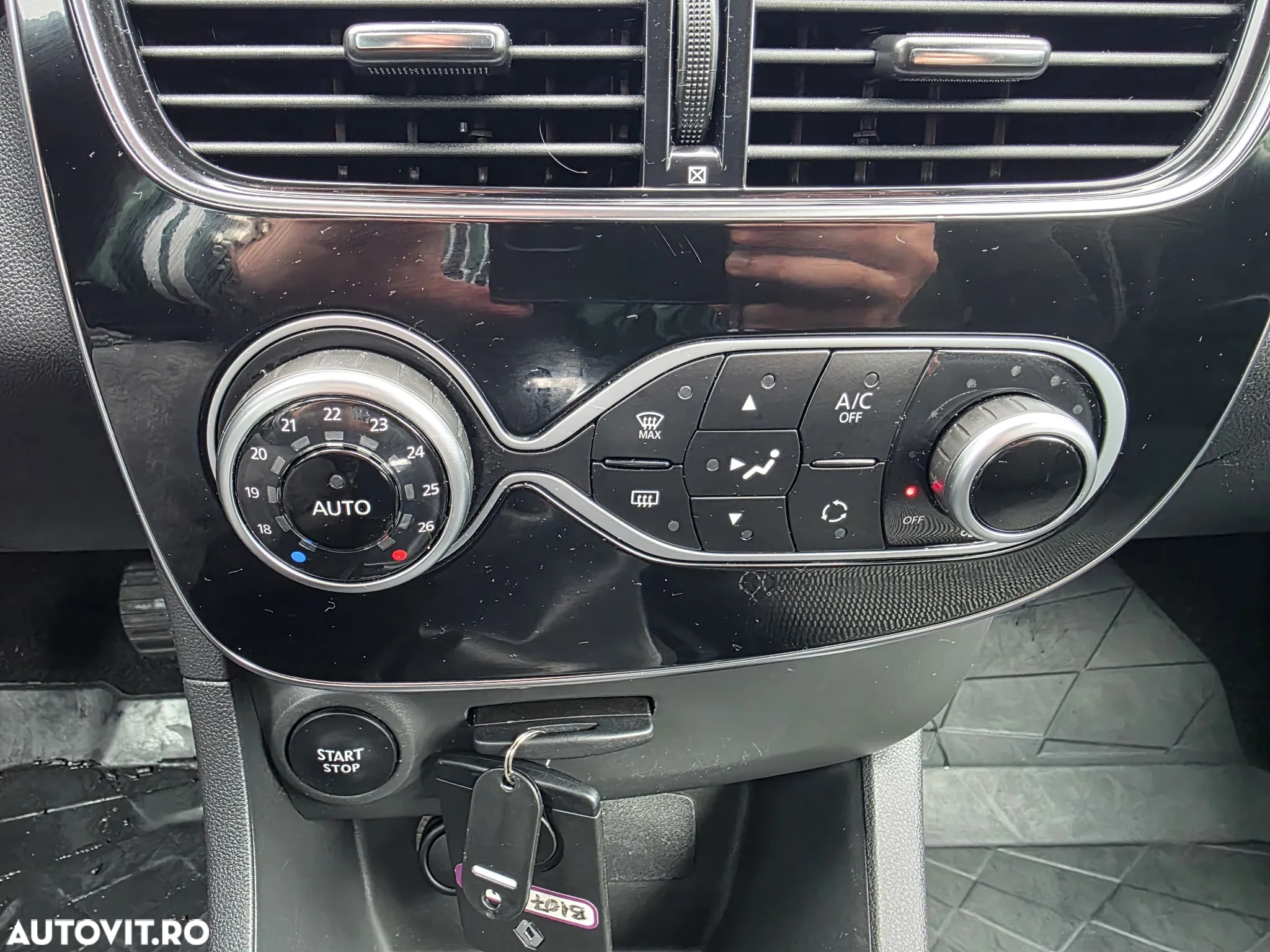 Renault Clio Estate Energy TCe Zen - 16