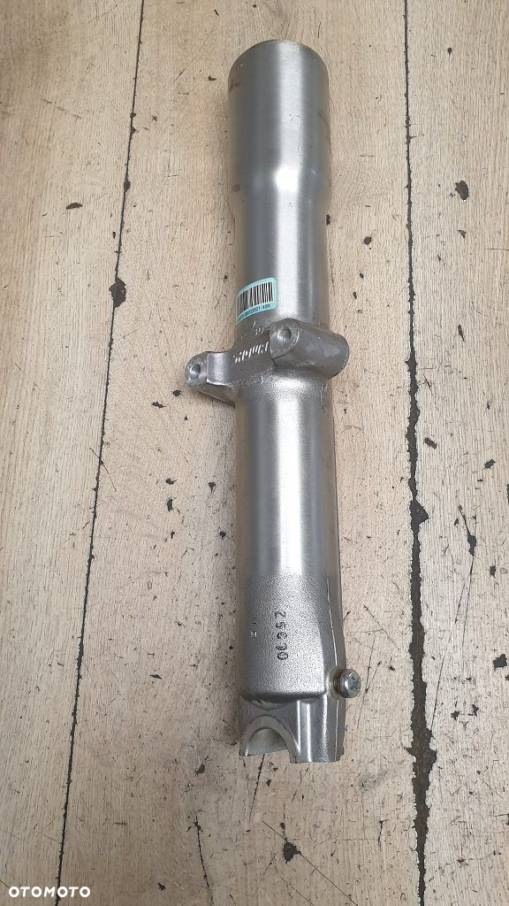 Goleń prawy Harley Davidson Fat Boy Heritage Deluxe 45915-08 - 4