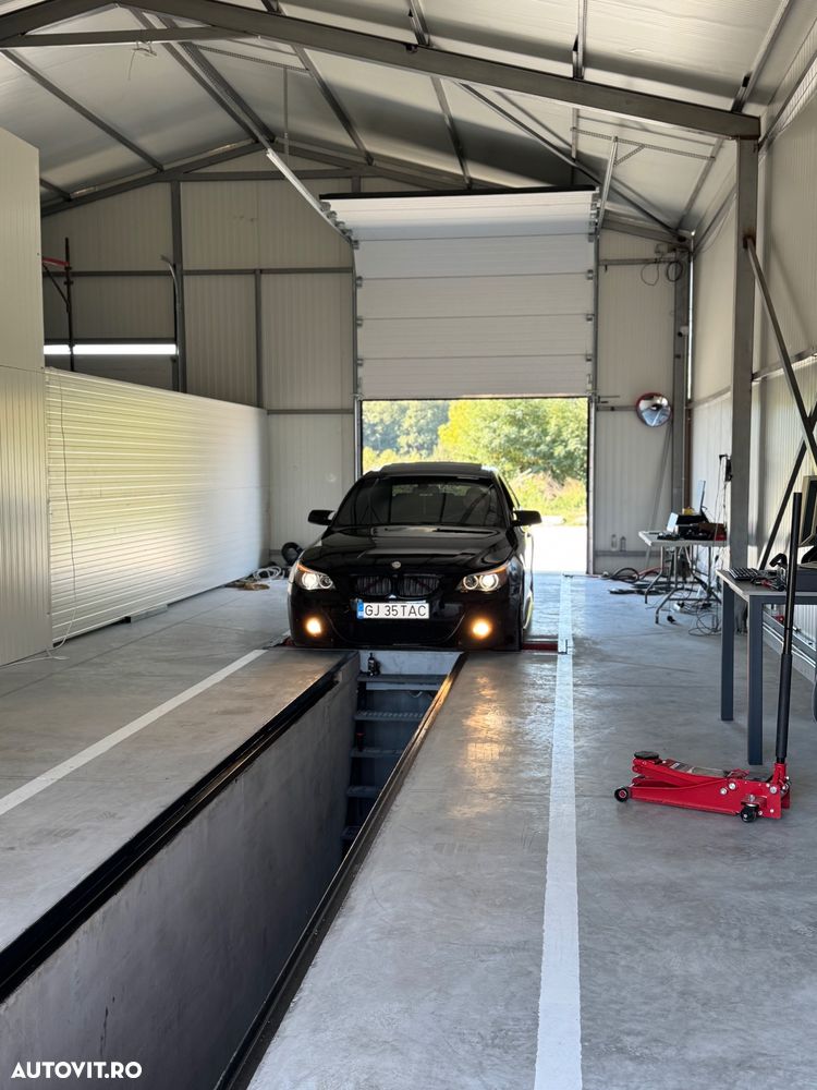 BMW Seria 5 535d Aut. - 12