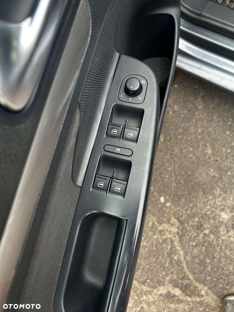 Volkswagen Golf Plus - 26