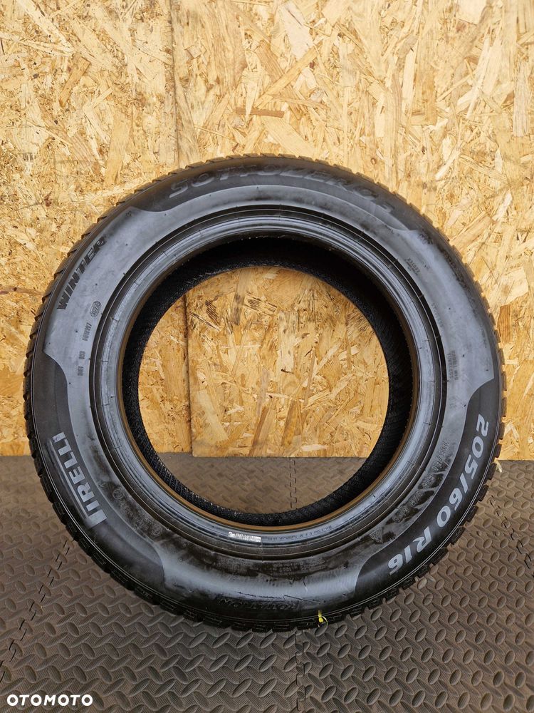 Opona zimowa 205/60/16 92H Pirelli SottoZero 3 - 4