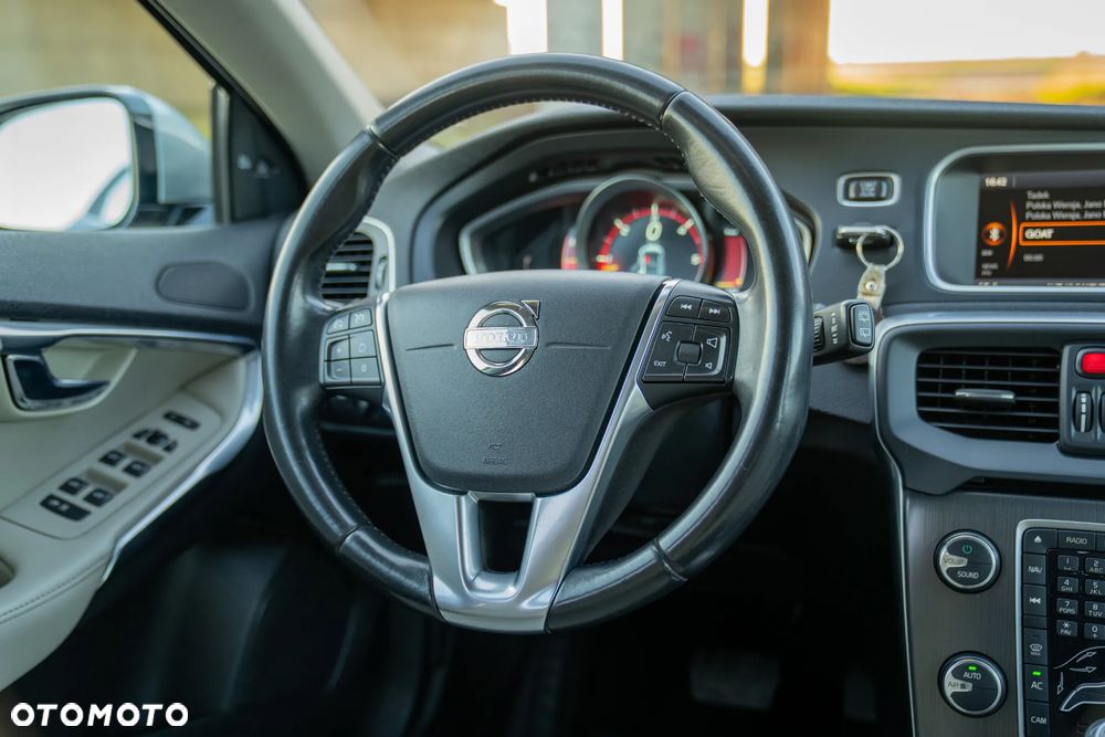 Volvo V40 - 6