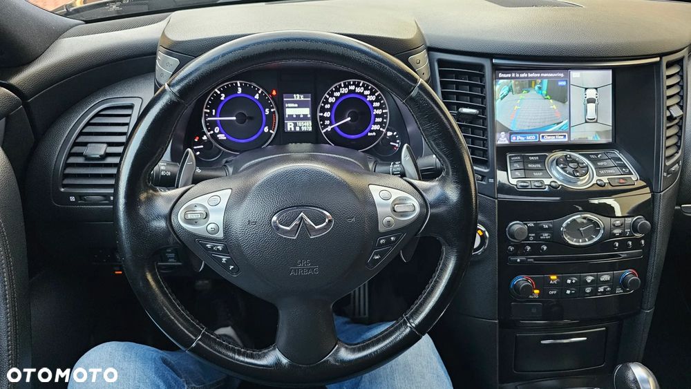 Infiniti FX FX30d S Premium - 8