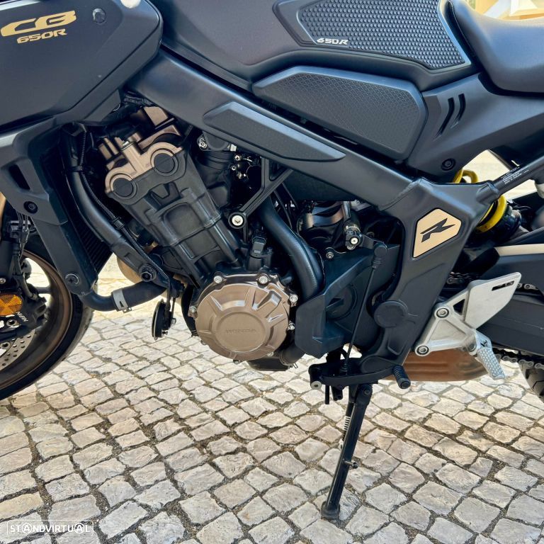 Honda CB 650 RA - 5