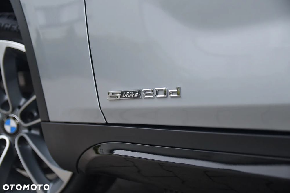 BMW X1 sDrive20d Sport Line - 8