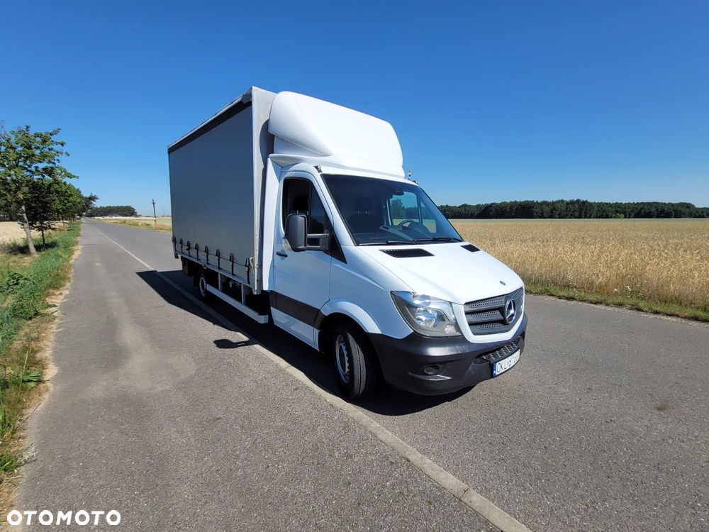 Mercedes-Benz Sprinter - 4