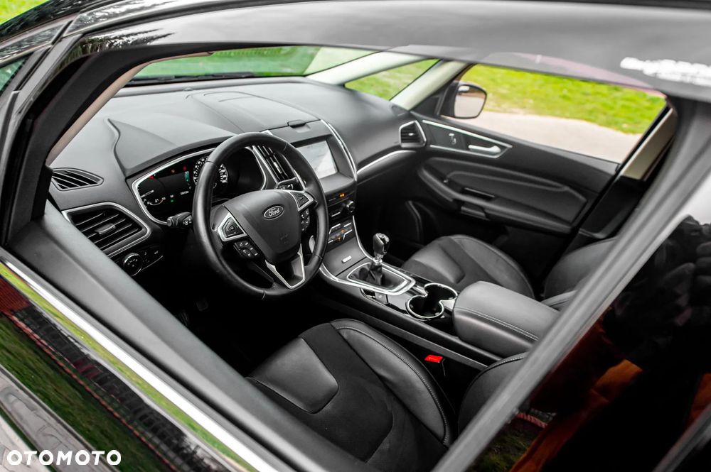 Ford S-Max 2.0 TDCi Allrad Titanium - 21