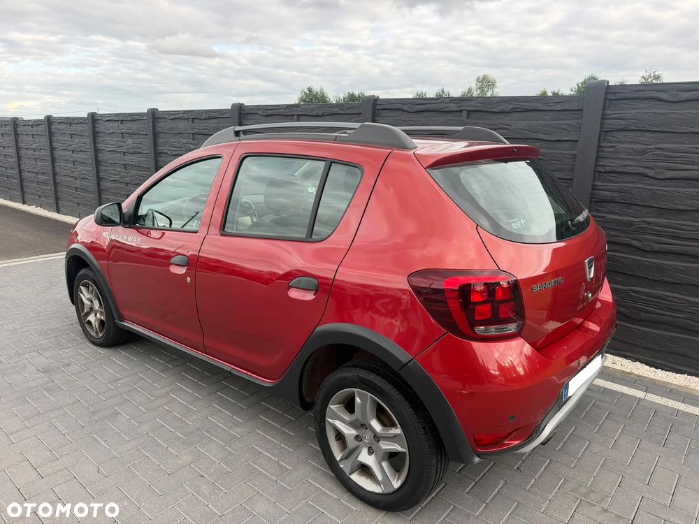 Dacia Sandero Stepway TCe 90 (S&S) Prestige - 36