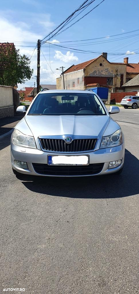 Skoda Octavia 2.0 TDI Ambiente - 2