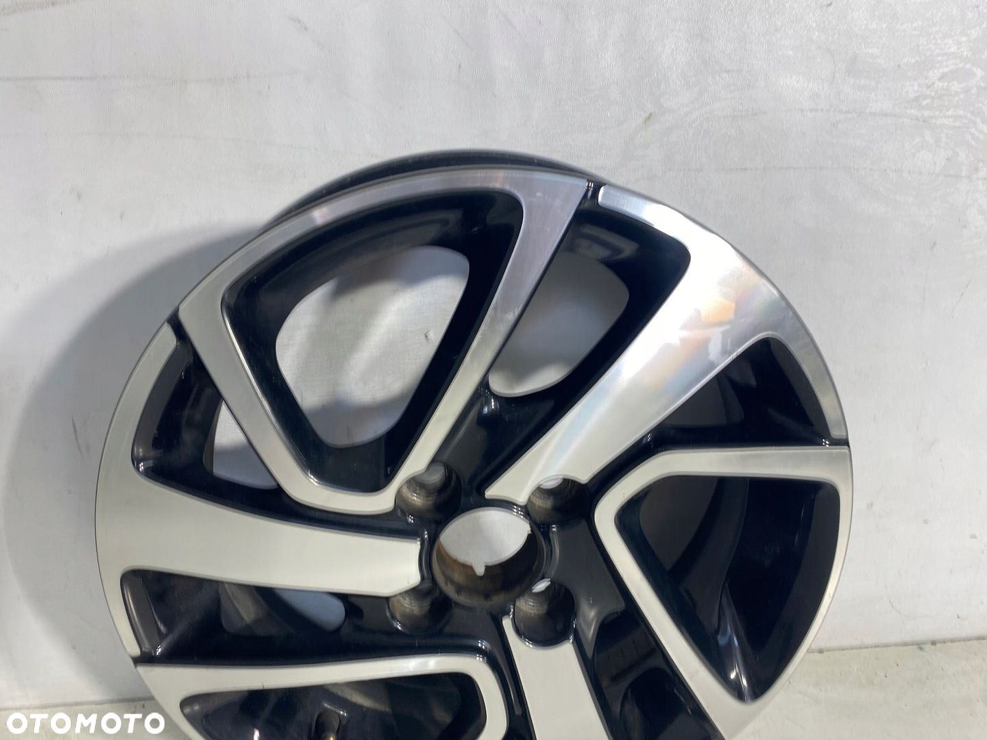 FELGA ALUMINIOWA PEUGEOT 108 C1 AYGO 15 4.5JX15 ET-35 4X100 EU - 5