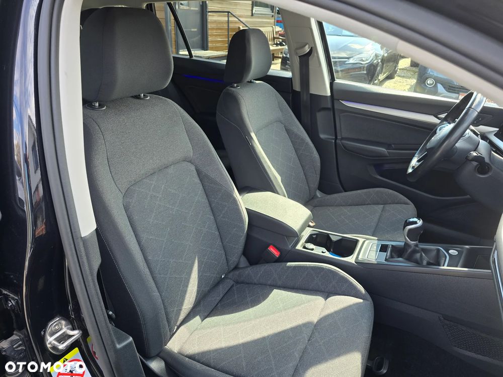 Volkswagen Golf - 15