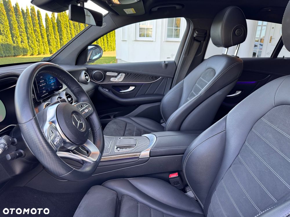Mercedes-Benz GLC 300 e 4-Matic AMG Line - 16