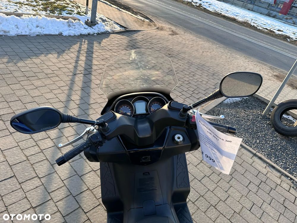 Kymco Downtown - 6