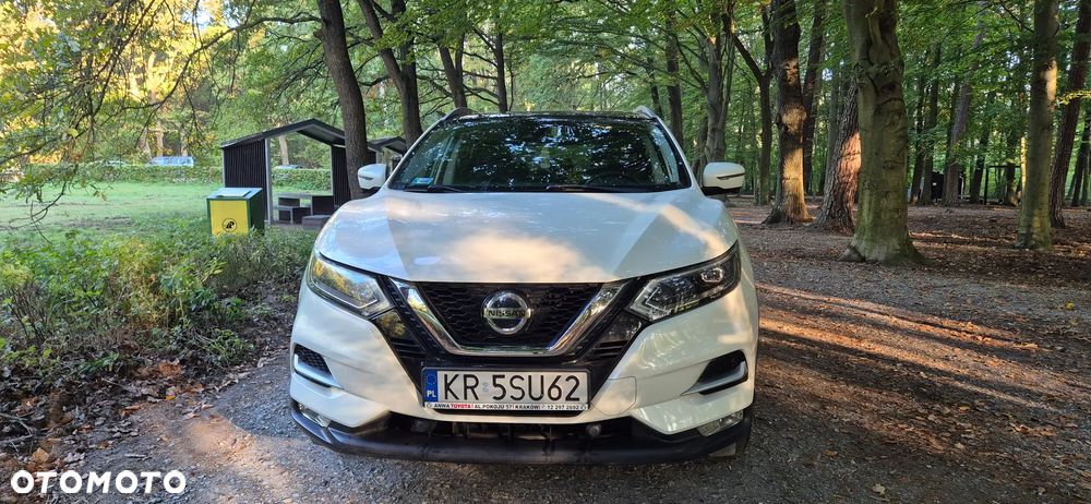 Nissan Qashqai 1.3 DIG-T N-Connecta DCT - 2