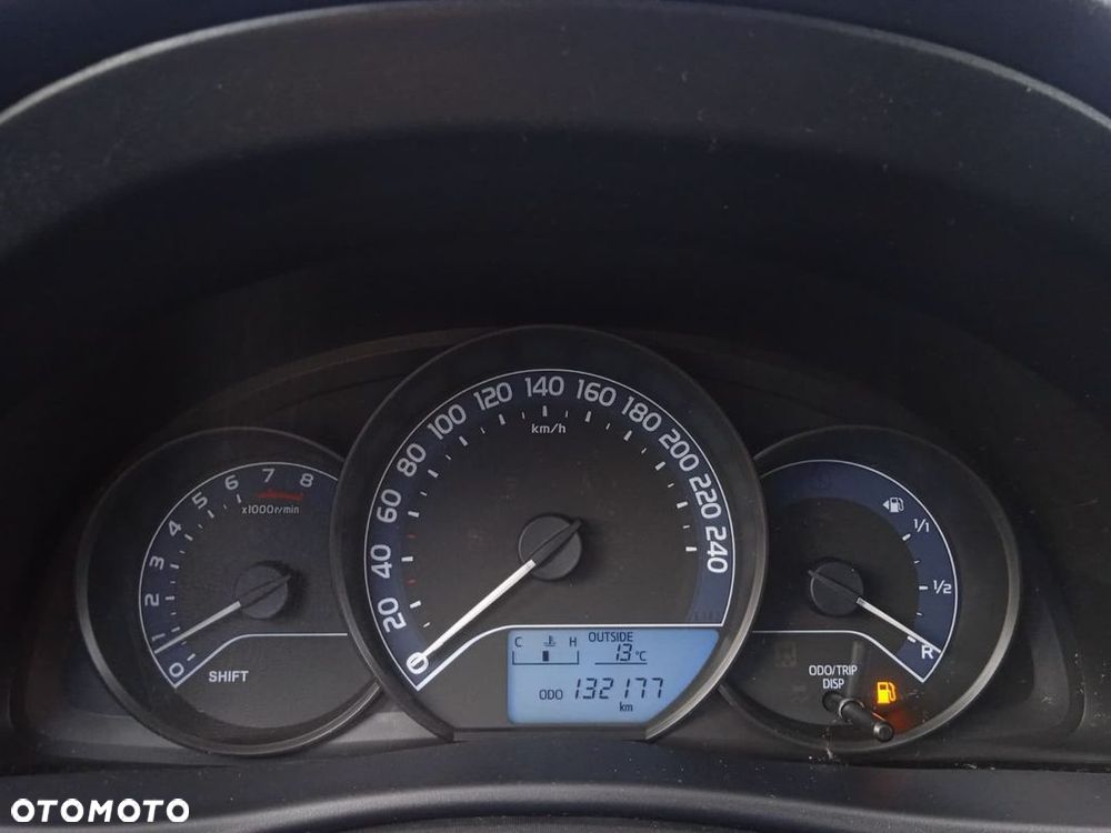 Toyota Auris 1.6 Active - 16