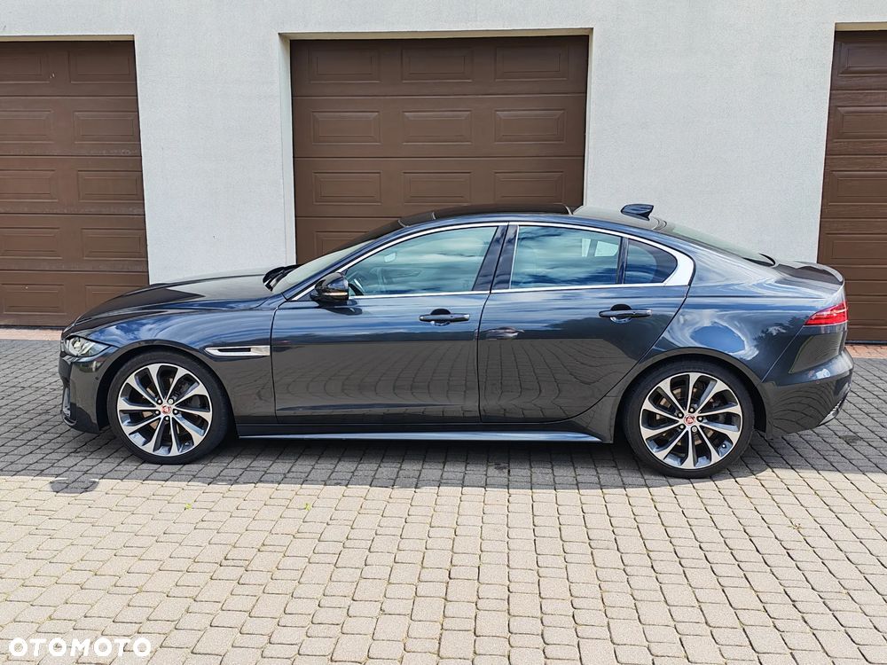 Jaguar XE 2.0 D180 AWD R-Dynamic SE - 7