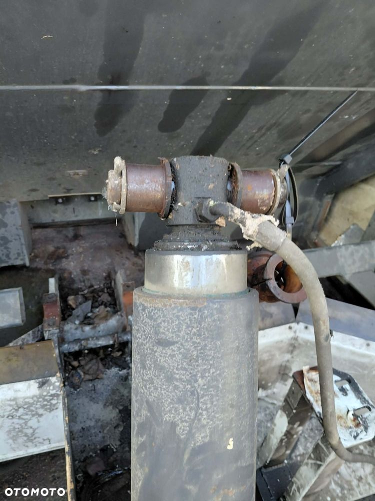 Siłownik hydrauliczny Wypychu - 3