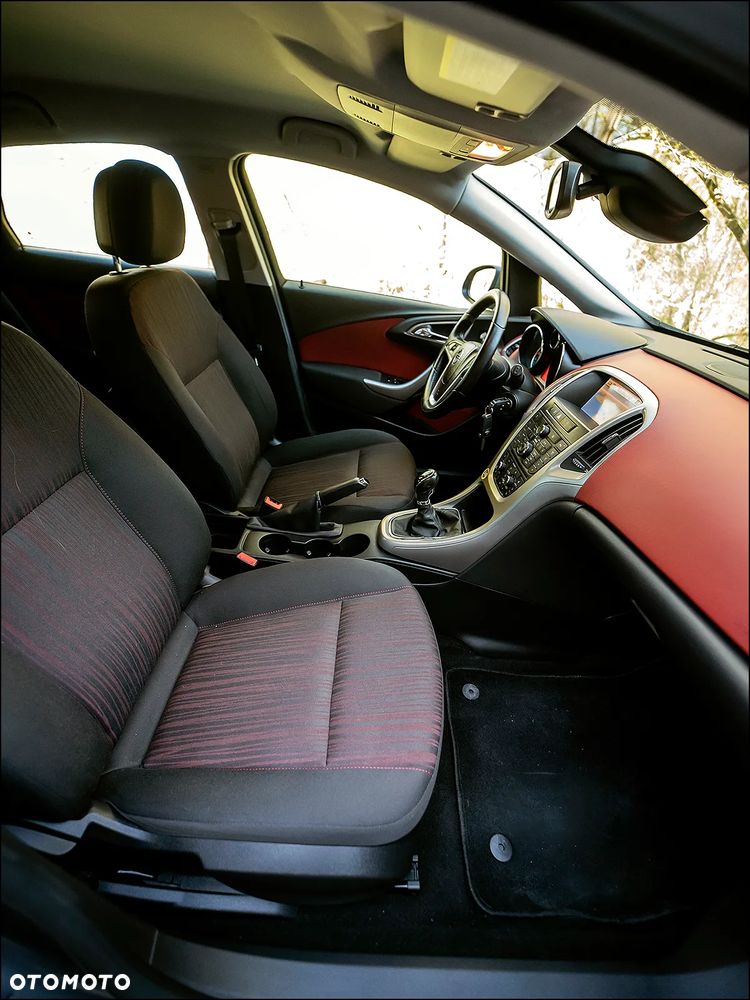 Opel Astra - 37