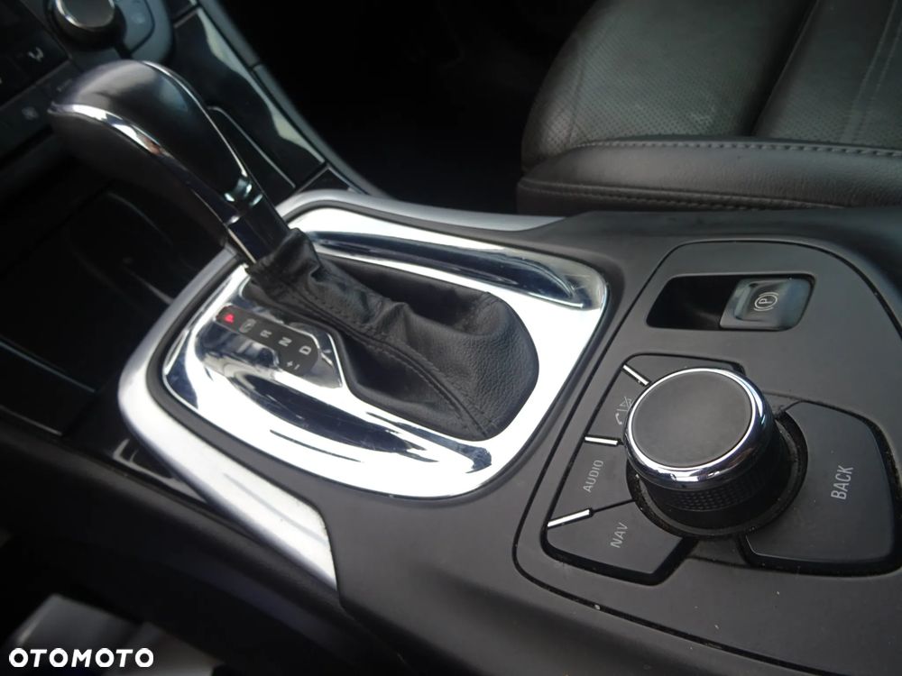 Opel Insignia 2.8 T V6 Sport 4x4 - 32