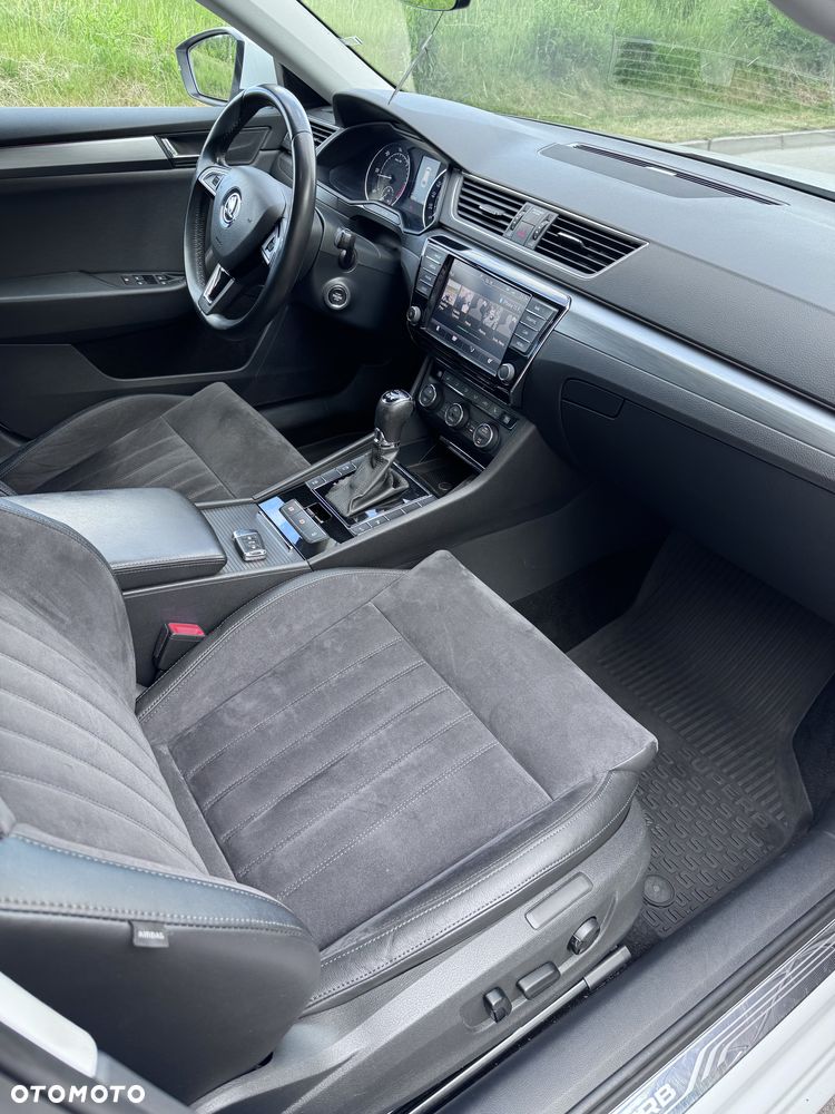 Skoda Superb 2.0 TDI 4x4 Style DSG - 14