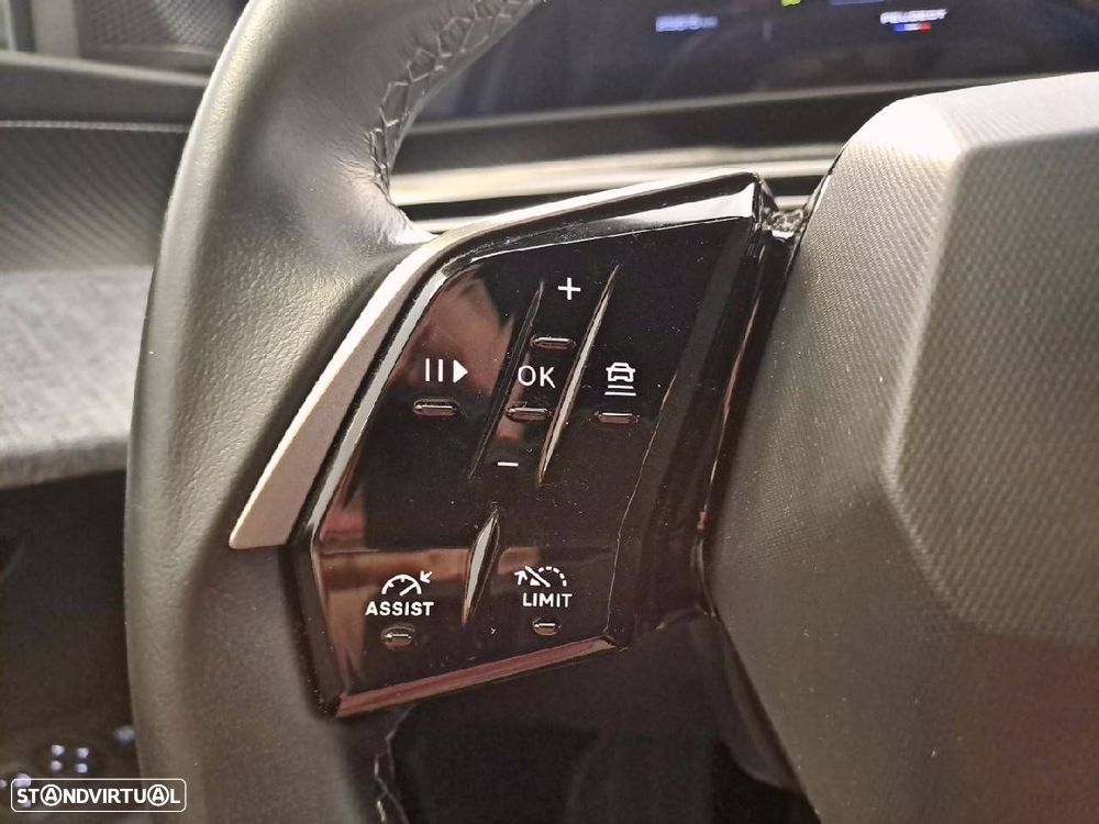Peugeot 3008 1.2 Hybrid Allure e-DCS6 - 15